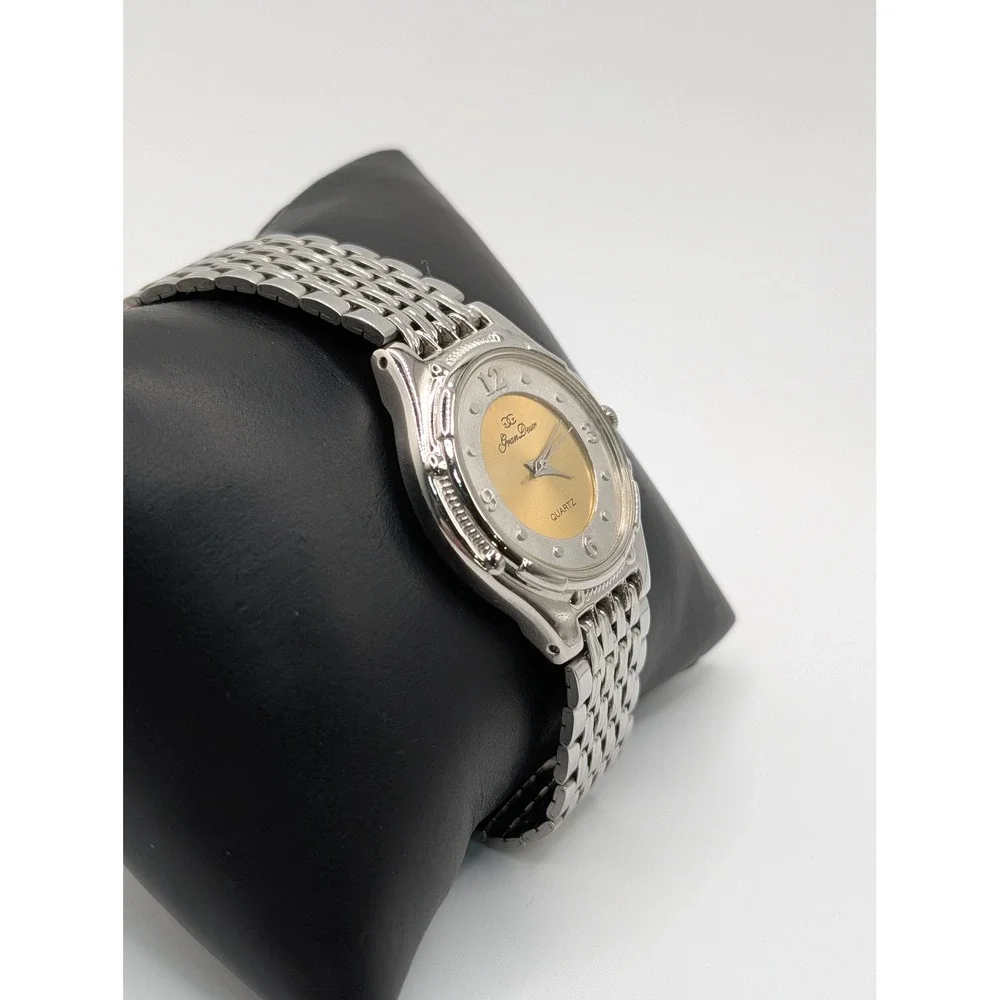 Gran Deux Swiss Quartz Watch 32mm Two Tone Sunburst Dial Mens‎ Unisex Bracelet